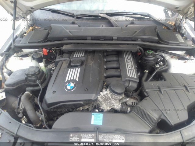 Photo 9 VIN: WBAPK5C56BA660017 - BMW 3 