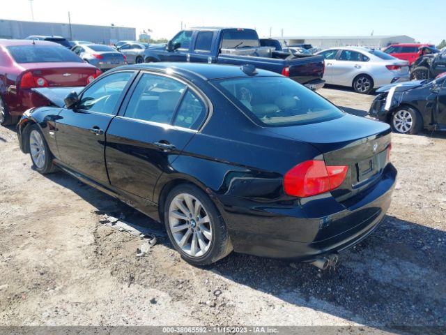 Photo 2 VIN: WBAPK5C56BA661636 - BMW 328 