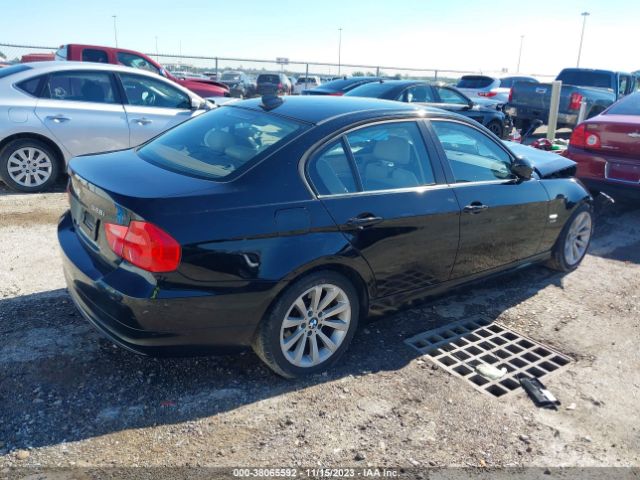 Photo 3 VIN: WBAPK5C56BA661636 - BMW 328 