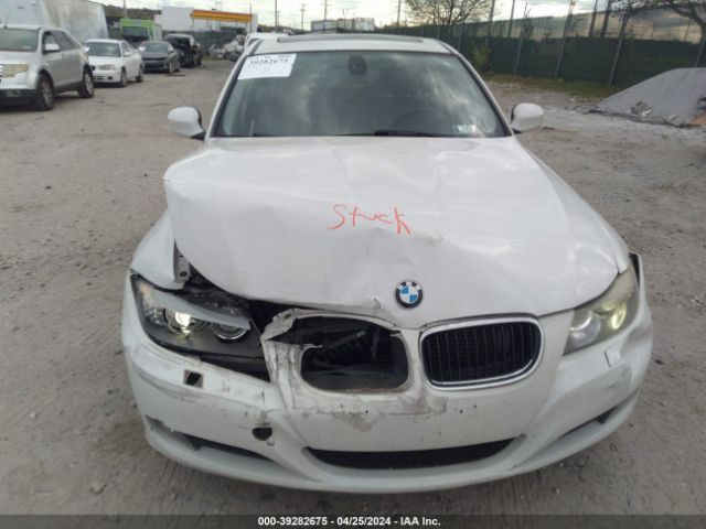 Photo 5 VIN: WBAPK5C56BA995195 - BMW 328 