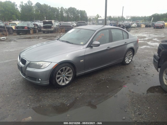 Photo 1 VIN: WBAPK5C56BF123926 - BMW 3 