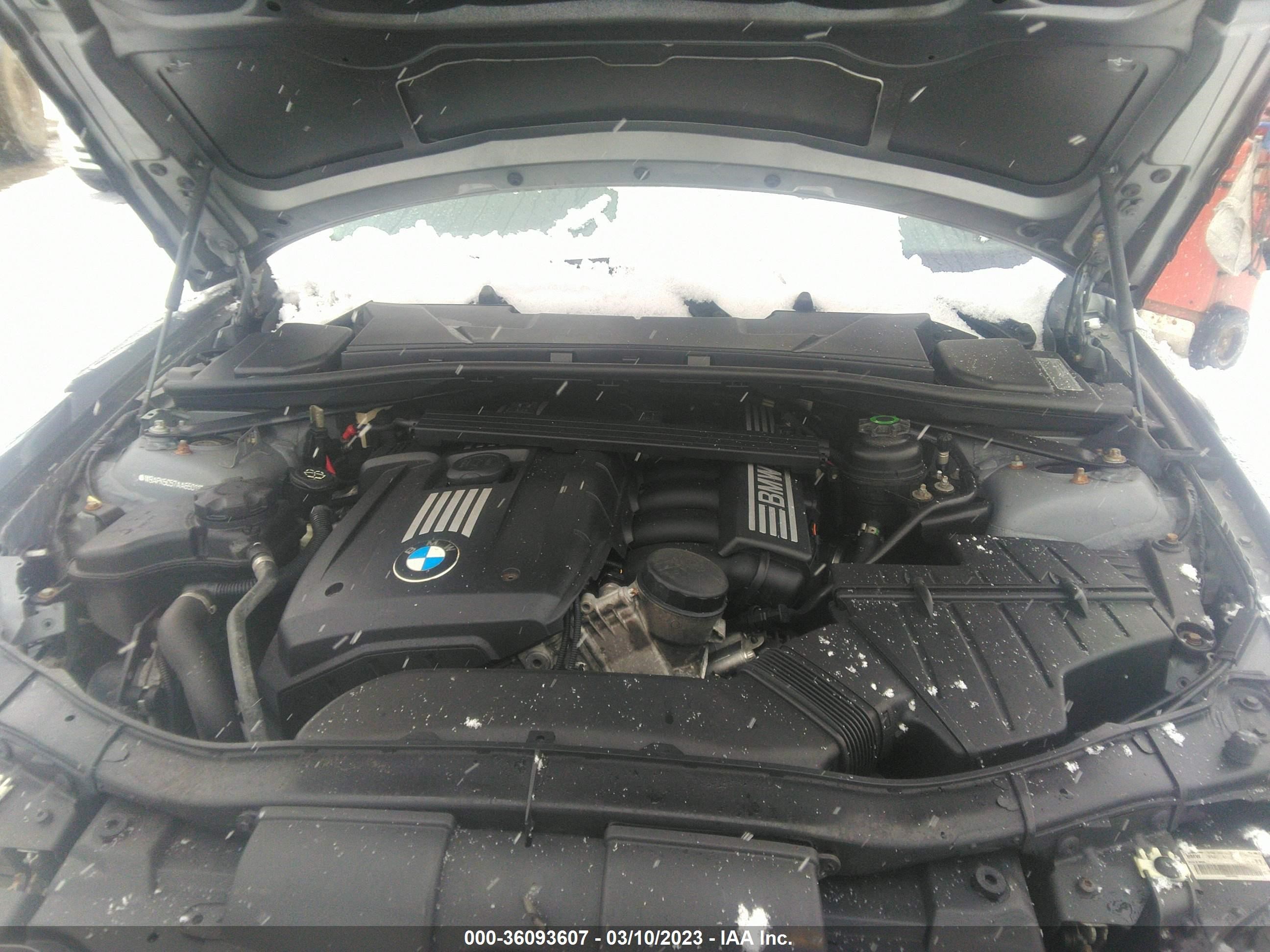 Photo 9 VIN: WBAPK5C57AA650112 - BMW 3ER 