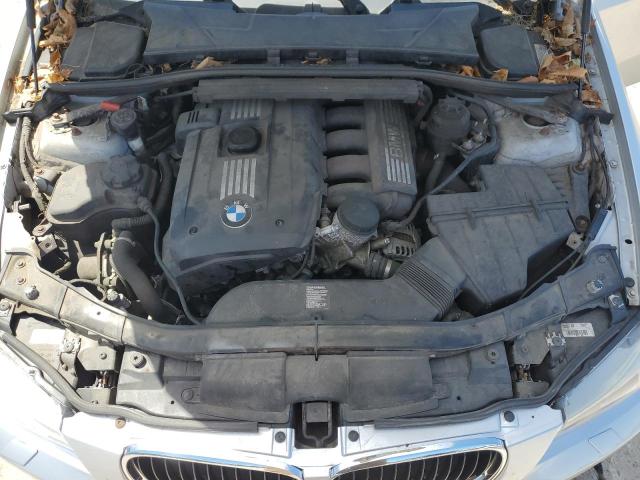 Photo 10 VIN: WBAPK5C57BF121604 - BMW 3 SERIES 