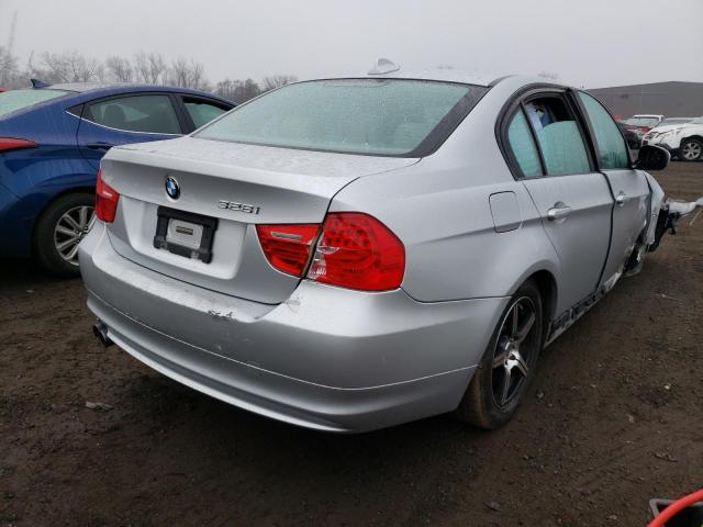 Photo 2 VIN: WBAPK5C58AA647574 - BMW 3 SERIES 