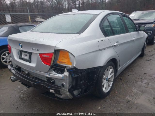 Photo 3 VIN: WBAPK5C58AA648952 - BMW 328I 