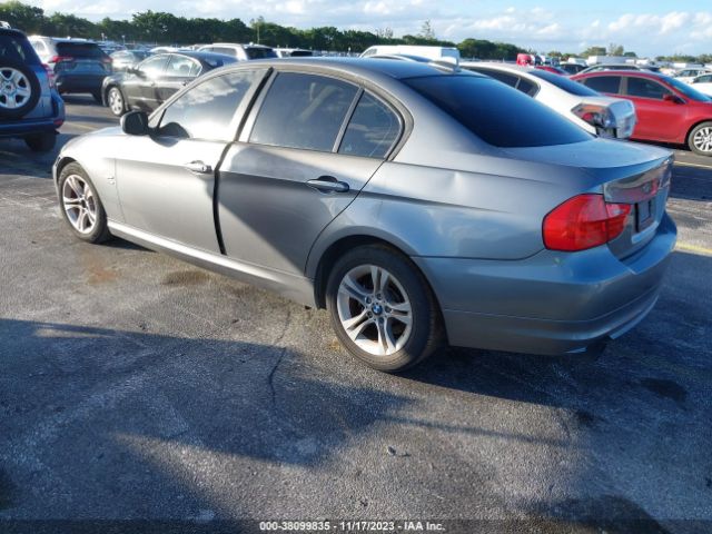 Photo 2 VIN: WBAPK5C58AA649812 - BMW 328I 