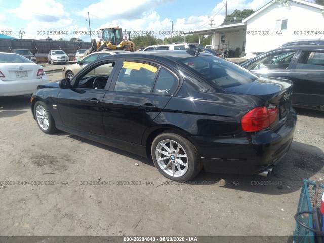 Photo 2 VIN: WBAPK5C58AA650734 - BMW 3 