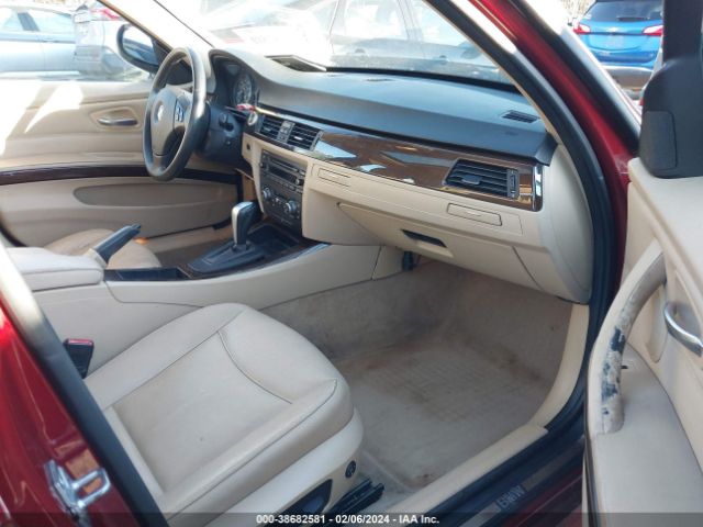 Photo 4 VIN: WBAPK5C58BA655241 - BMW 328I 