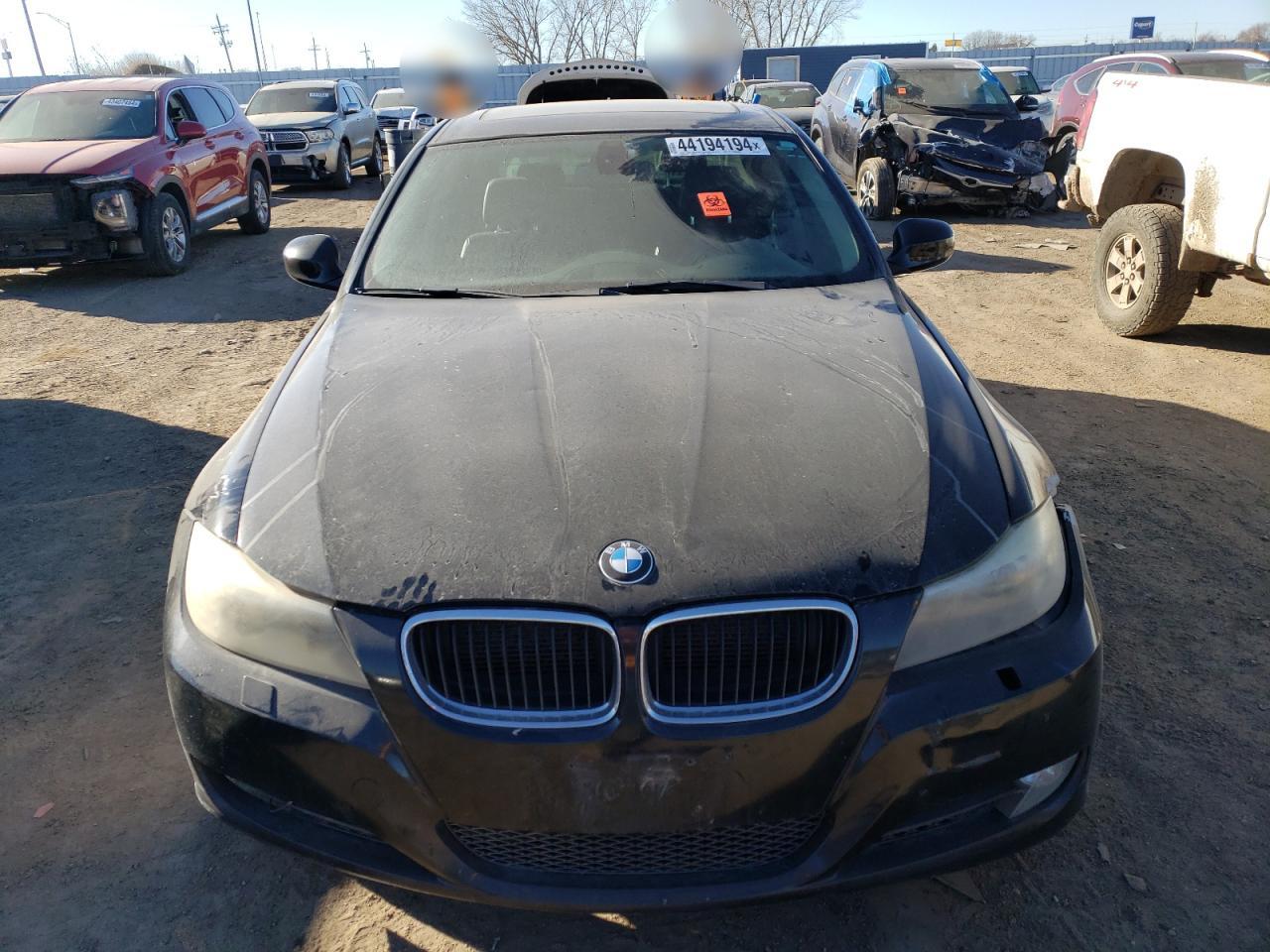 Photo 4 VIN: WBAPK5C58BA661010 - BMW 3ER 