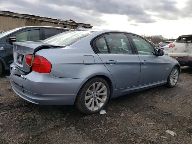 Photo 2 VIN: WBAPK5C58BA661119 - BMW 3 SERIES 