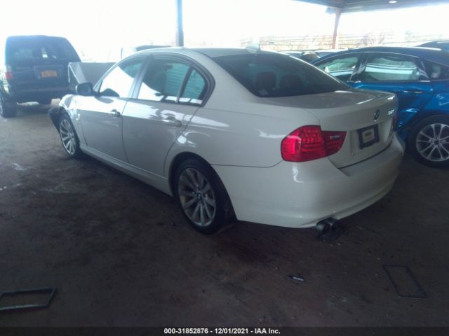 Photo 2 VIN: WBAPK5C58BF126908 - BMW 3 