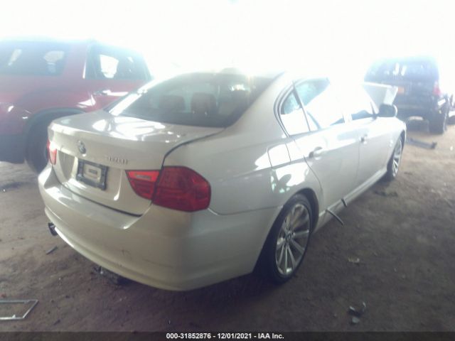 Photo 3 VIN: WBAPK5C58BF126908 - BMW 3 