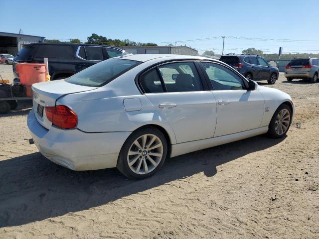 Photo 2 VIN: WBAPK5C58BF127637 - BMW 3ER 