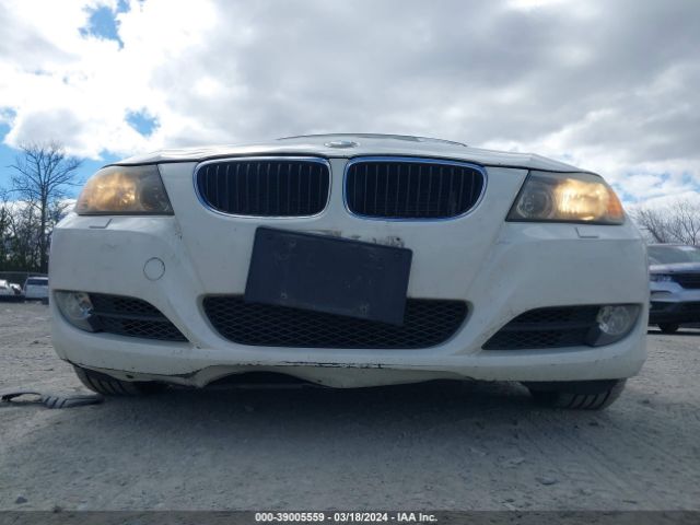 Photo 5 VIN: WBAPK5C59AA647079 - BMW 328I 