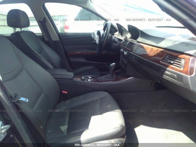 Photo 4 VIN: WBAPK5C59AA650452 - BMW 3 