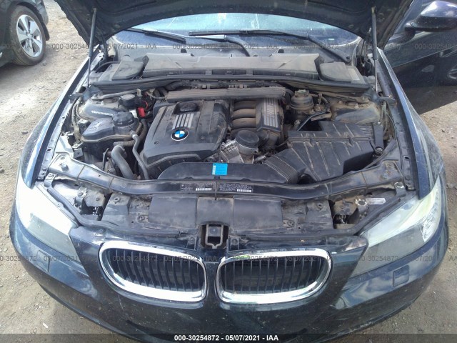 Photo 9 VIN: WBAPK5C59AA650452 - BMW 3 