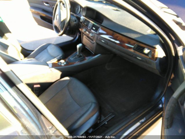 Photo 4 VIN: WBAPK5C59AA652587 - BMW 3 