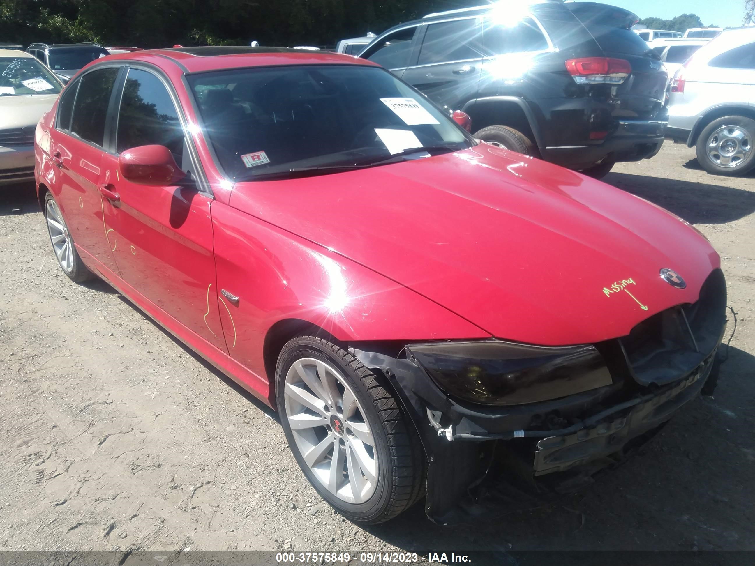 Photo 0 VIN: WBAPK5C59BA654602 - BMW 3ER 