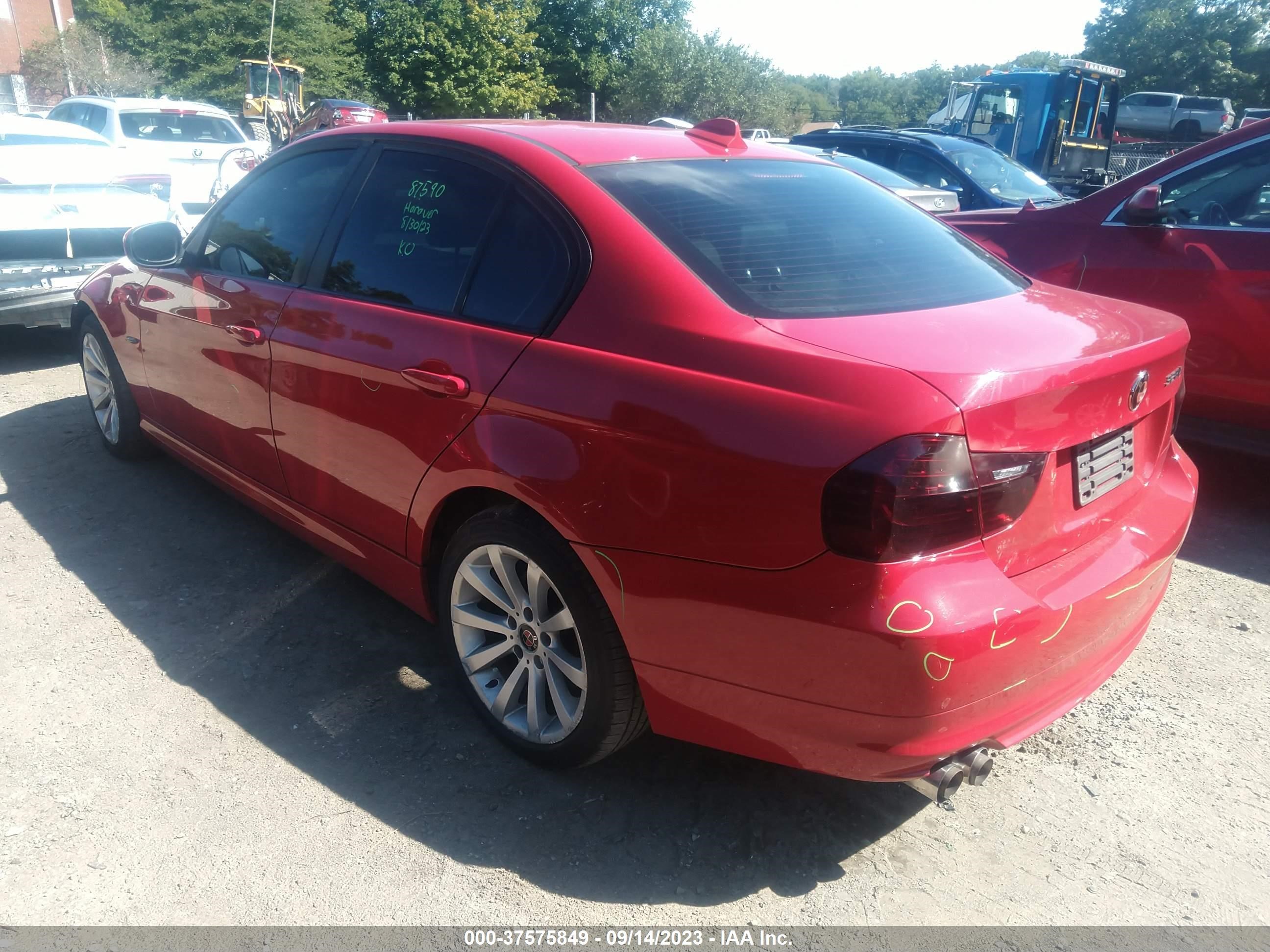 Photo 2 VIN: WBAPK5C59BA654602 - BMW 3ER 