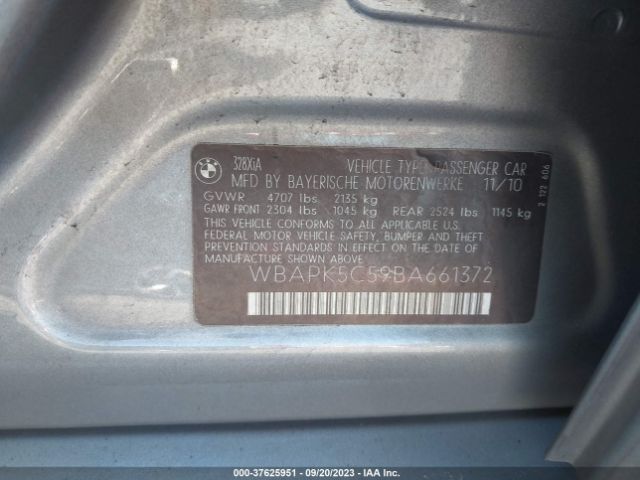 Photo 8 VIN: WBAPK5C59BA661372 - BMW 328I 