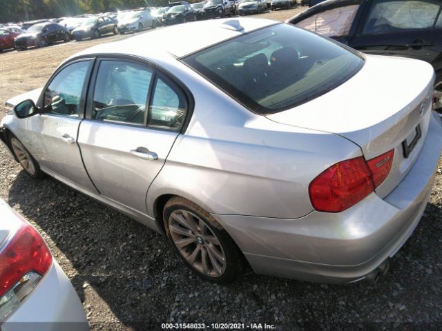 Photo 2 VIN: WBAPK5C59BA661856 - BMW 3 