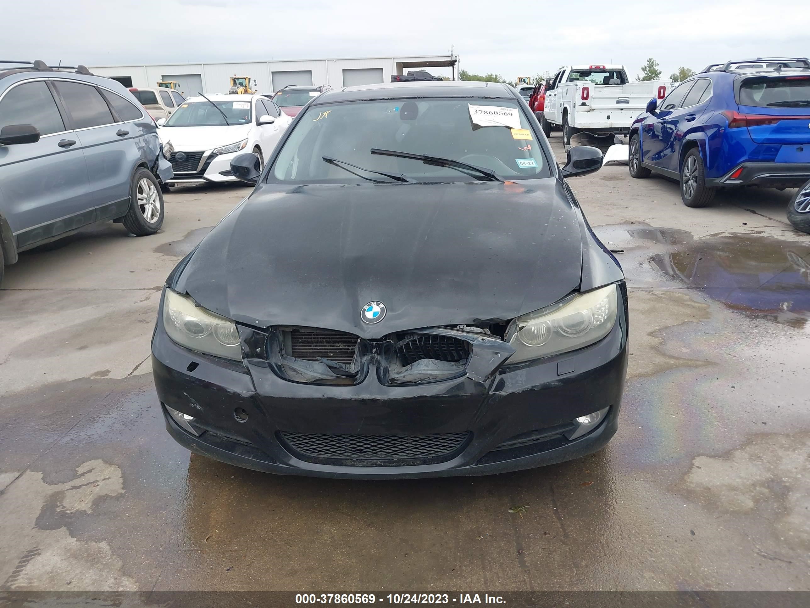 Photo 11 VIN: WBAPK5C59BF122205 - BMW 3ER 