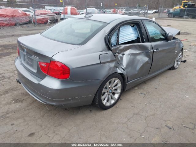 Photo 3 VIN: WBAPK5C59BF122897 - BMW 328I 