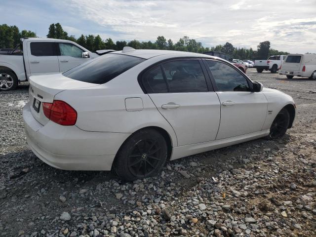 Photo 2 VIN: WBAPK5C5XAA599754 - BMW 3 SERIES 