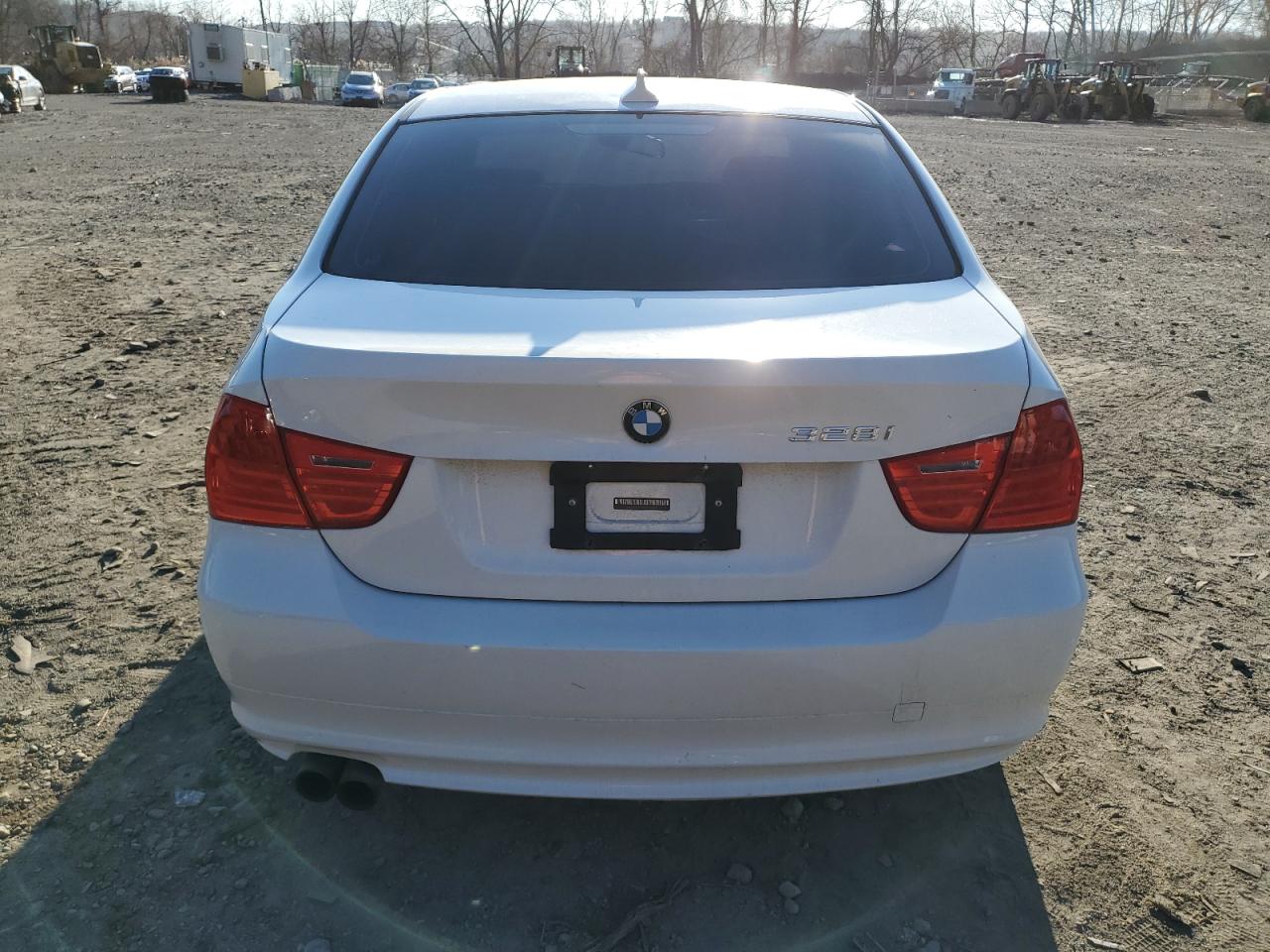 Photo 5 VIN: WBAPK5C5XAA646815 - BMW 3ER 