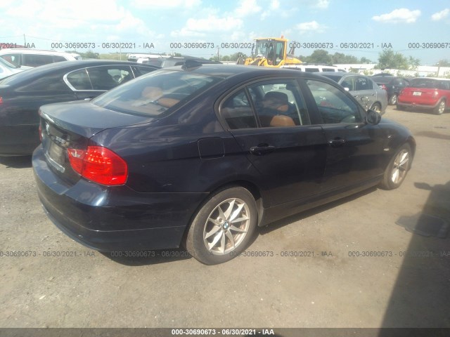 Photo 3 VIN: WBAPK5C5XAA647205 - BMW 3 