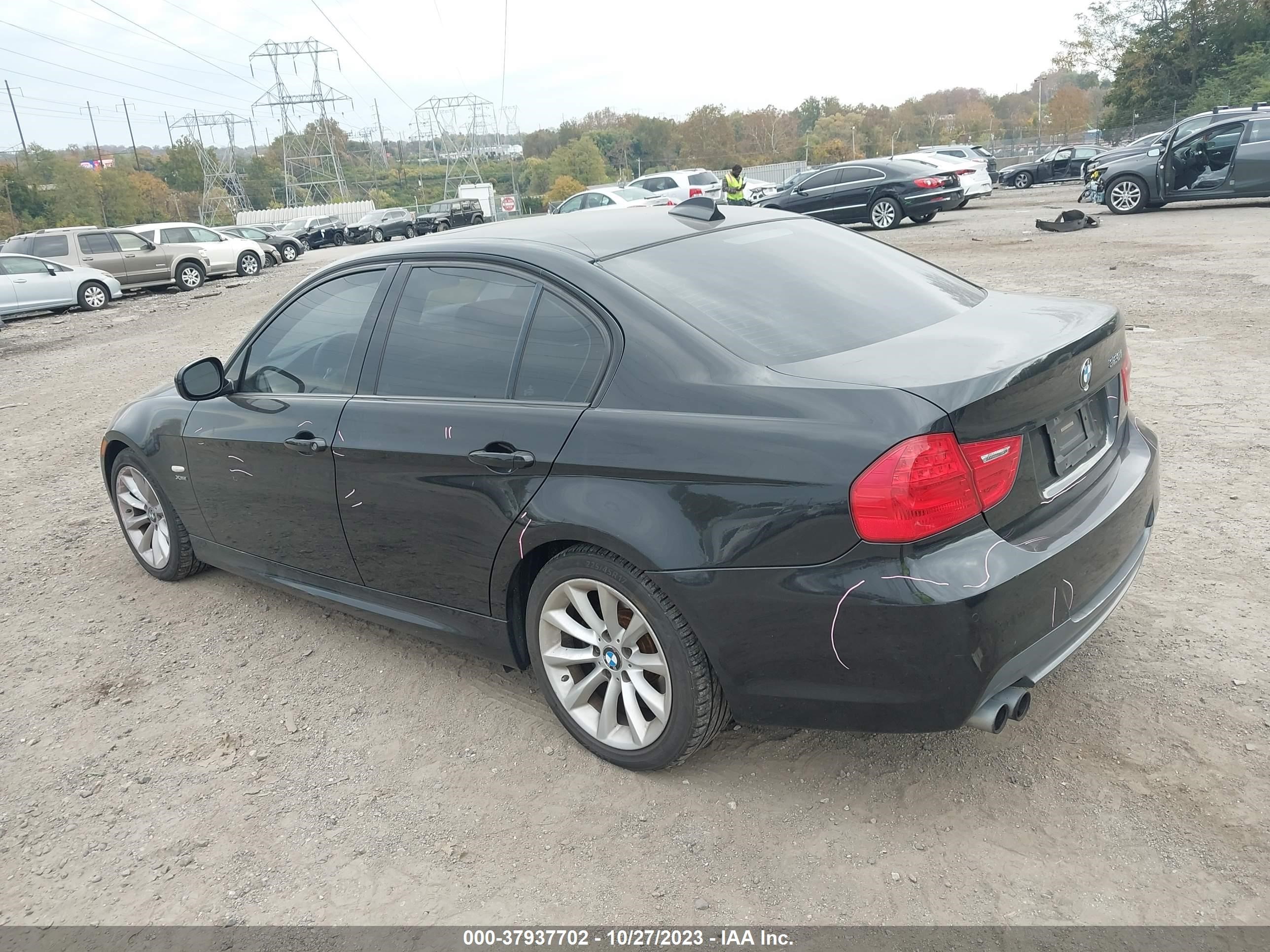 Photo 2 VIN: WBAPK5C5XAA651481 - BMW 3ER 