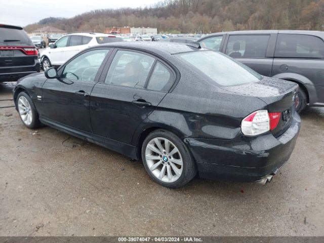 Photo 2 VIN: WBAPK5C5XBA654558 - BMW 328I 