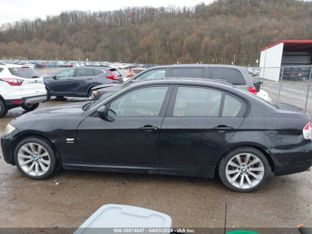 Photo 5 VIN: WBAPK5C5XBA654558 - BMW 328I 