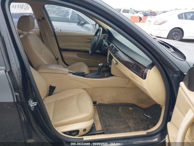 Photo 4 VIN: WBAPK5C5XBA655581 - BMW 328I 