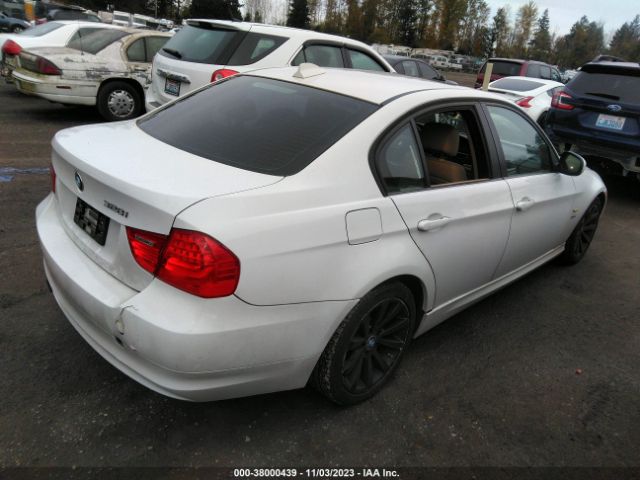 Photo 3 VIN: WBAPK5C5XBA655872 - BMW 328I 