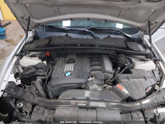 Photo 9 VIN: WBAPK5C5XBF123332 - BMW 328I 