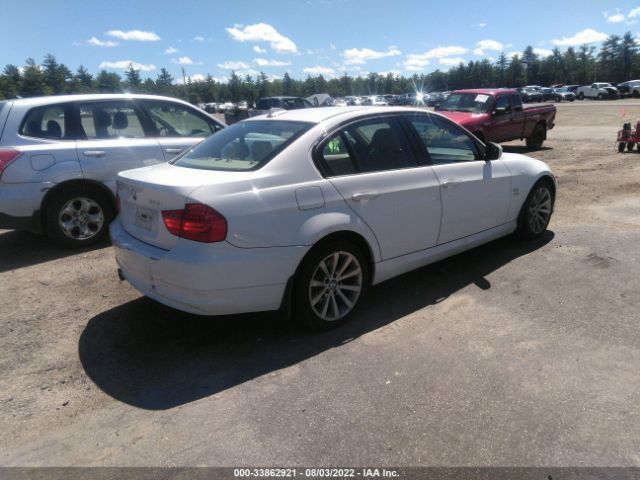 Photo 3 VIN: WBAPK5C5XBF123718 - BMW 3 SERIES 