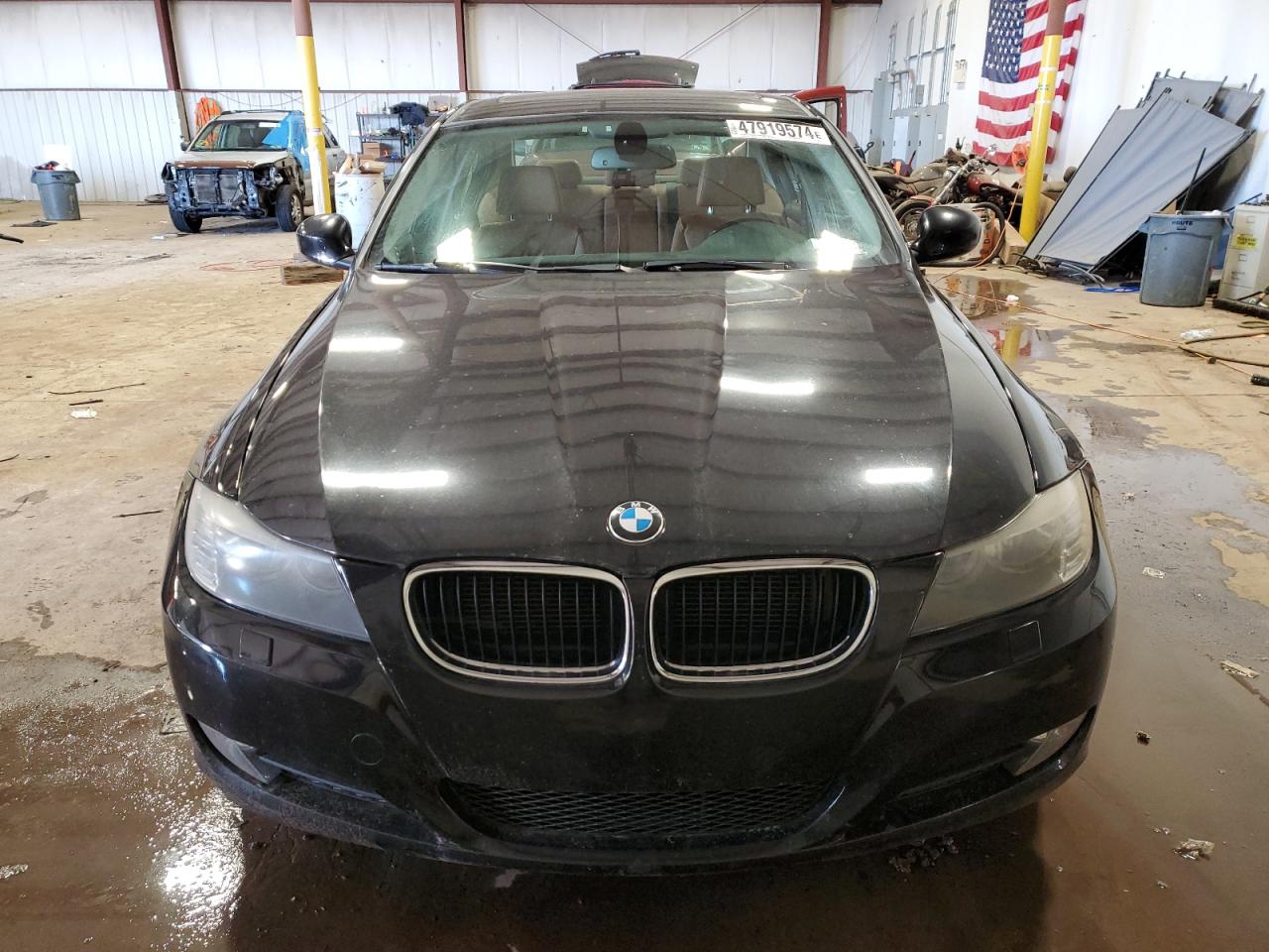 Photo 4 VIN: WBAPK5G51BNN81387 - BMW 3ER 