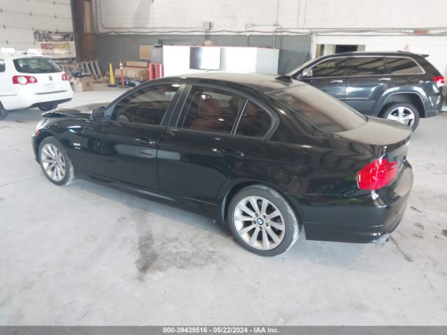 Photo 2 VIN: WBAPK5G52BNN27516 - BMW 328I 