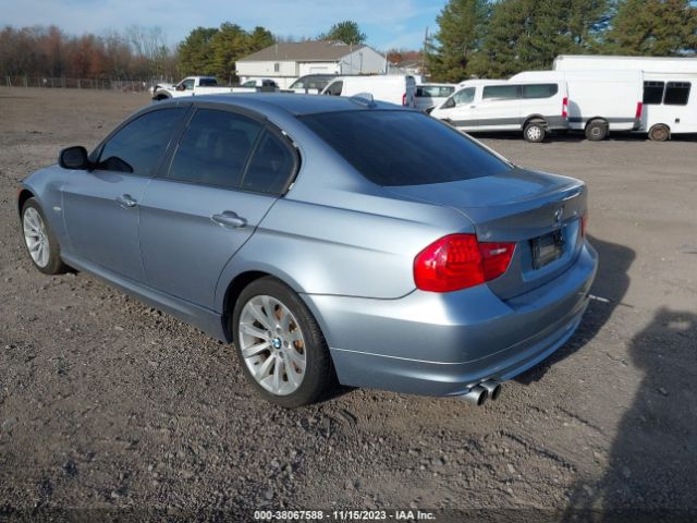 Photo 2 VIN: WBAPK5G52BNN28763 - BMW 328 