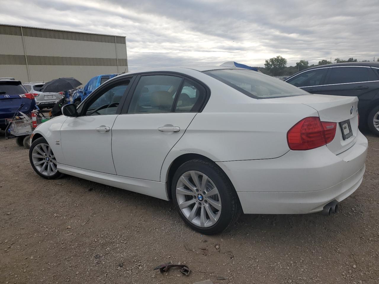 Photo 1 VIN: WBAPK5G52BNN30271 - BMW 328 XI SUL 