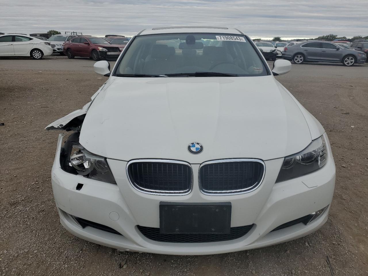 Photo 4 VIN: WBAPK5G52BNN30271 - BMW 328 XI SUL 