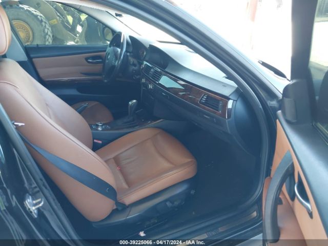 Photo 4 VIN: WBAPK5G53BNN27007 - BMW 328I 