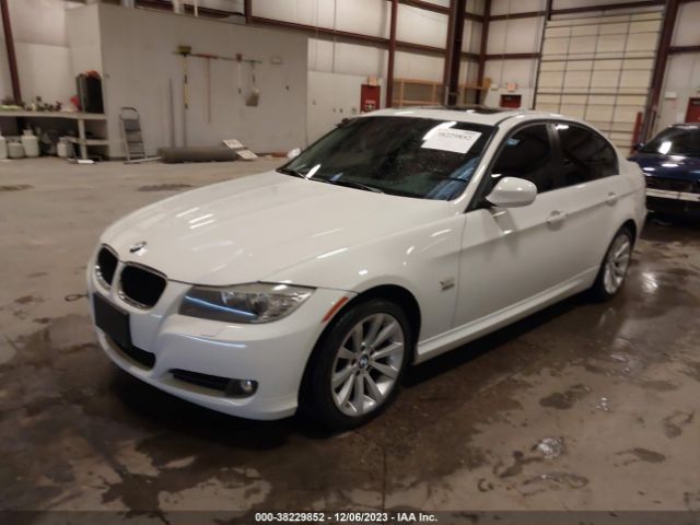 Photo 1 VIN: WBAPK5G54BNN24861 - BMW 3 SERIES 