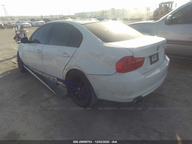 Photo 2 VIN: WBAPK5G54BNN25430 - BMW 3 