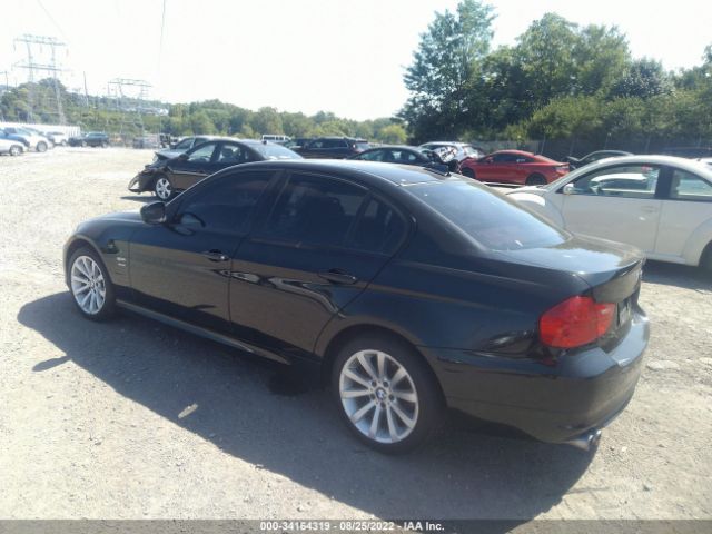 Photo 2 VIN: WBAPK5G54BNN28750 - BMW 3 SERIES 