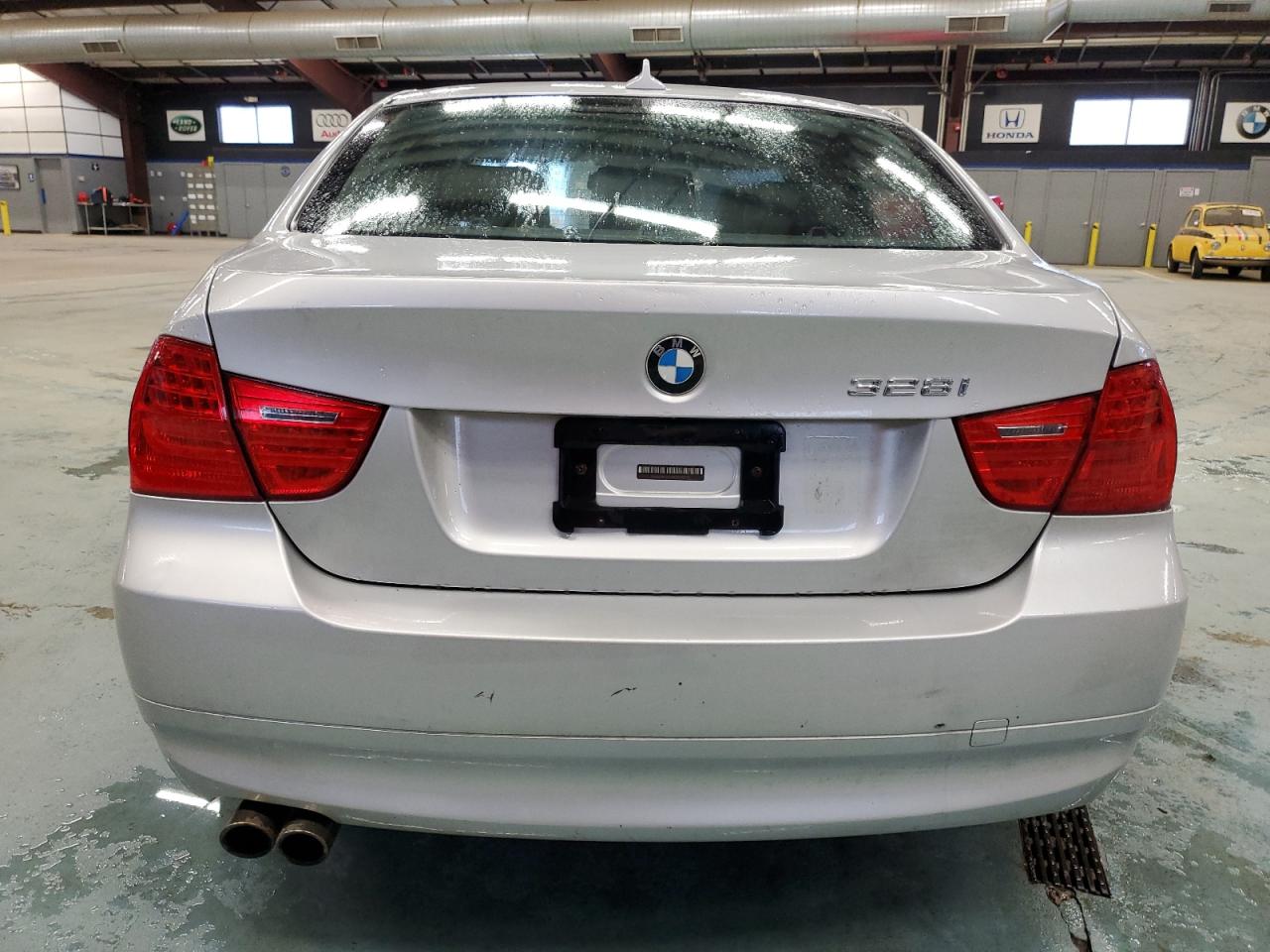 Photo 5 VIN: WBAPK5G54BNN81402 - BMW 3ER 