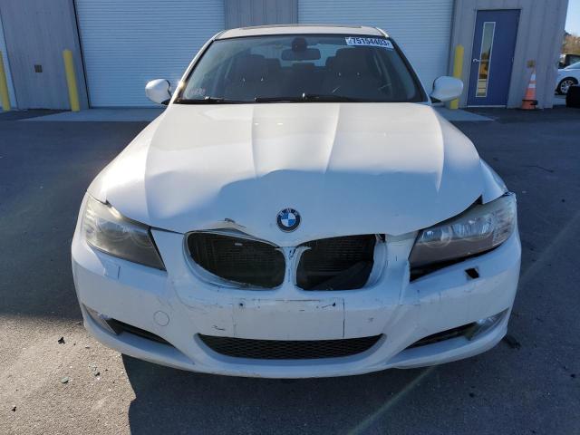 Photo 4 VIN: WBAPK5G57BNN26409 - BMW 3 SERIES 