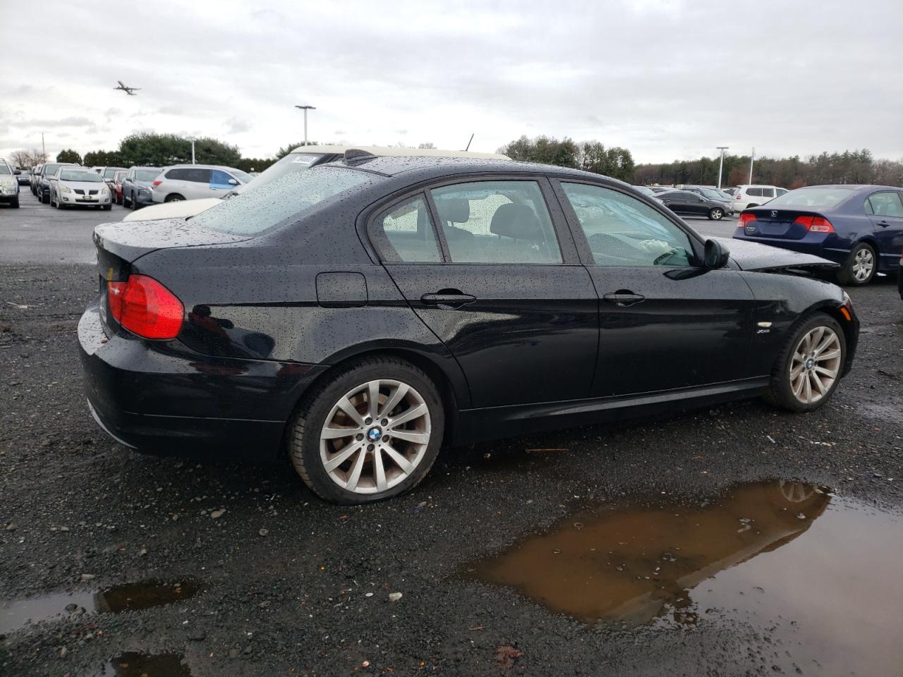 Photo 2 VIN: WBAPK5G57BNN27656 - BMW 3ER 