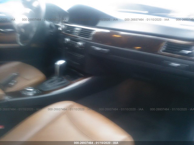 Photo 4 VIN: WBAPK5G58BNN24507 - BMW 3 